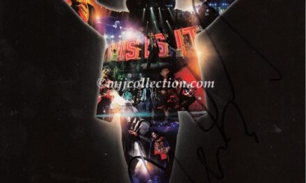 This Is It – 2 Disc Special Edition – Signed by Orianthi Panagaris – DVD (Russia)