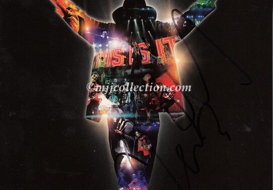 This Is It – 2 Disc Special Edition – Signed by Orianthi Panagaris – DVD (Russia)